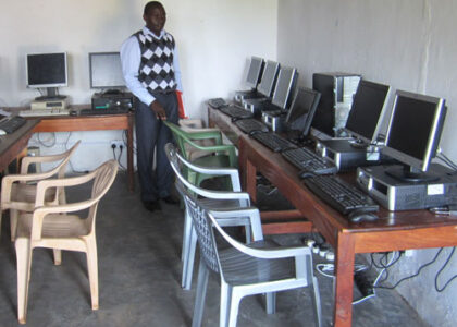 computers_gayaza